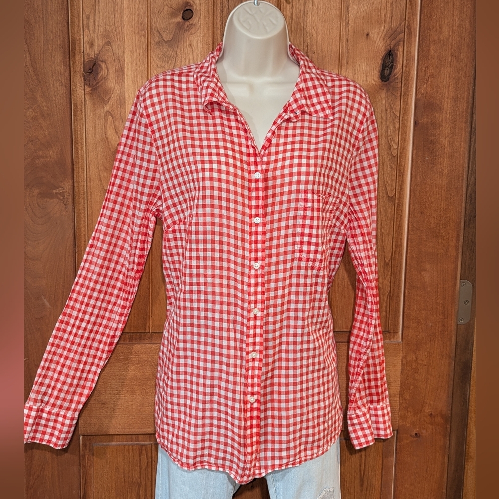 GAP Red Checkered Women's Button-Down Shirt